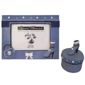 Special Moments Blue Frame w/Round Box NWOT